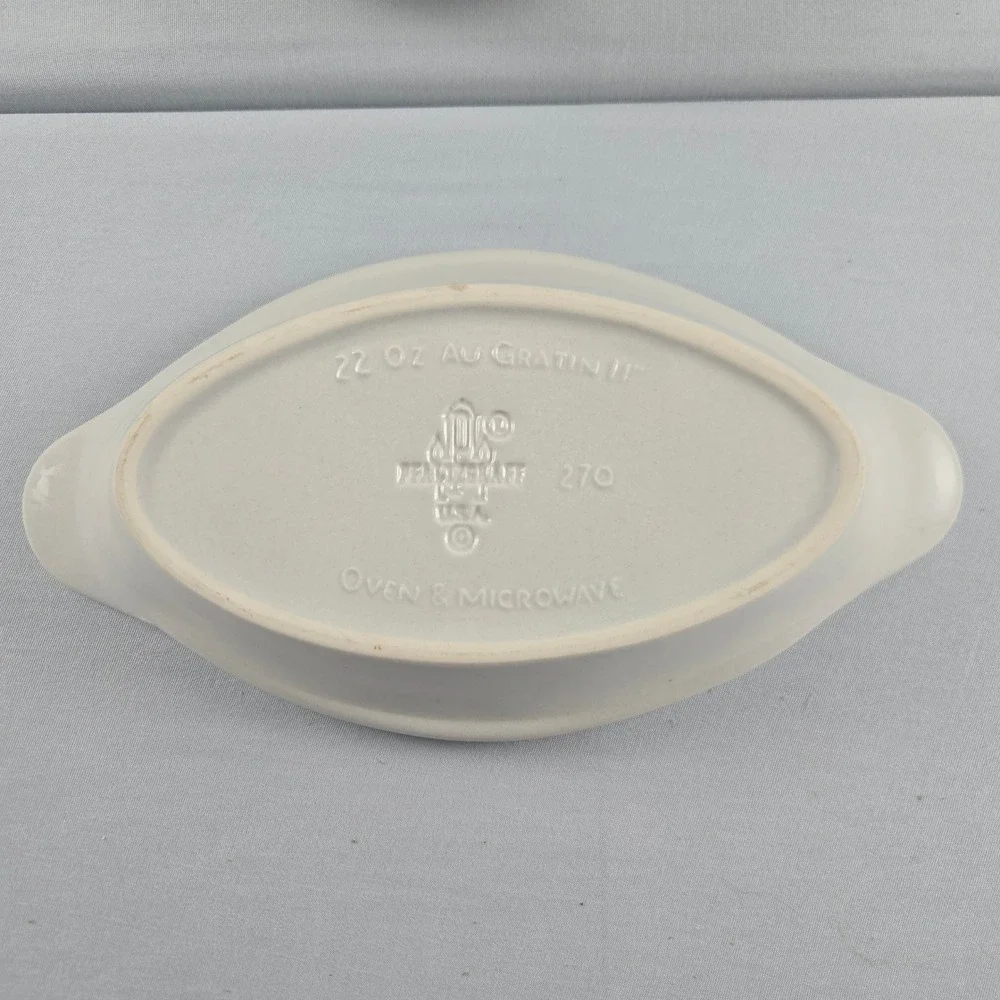 Vintage Pfaltzgraff Yorktowne 22 Oz Au Gratin Dishes #270 Set of 2 USA